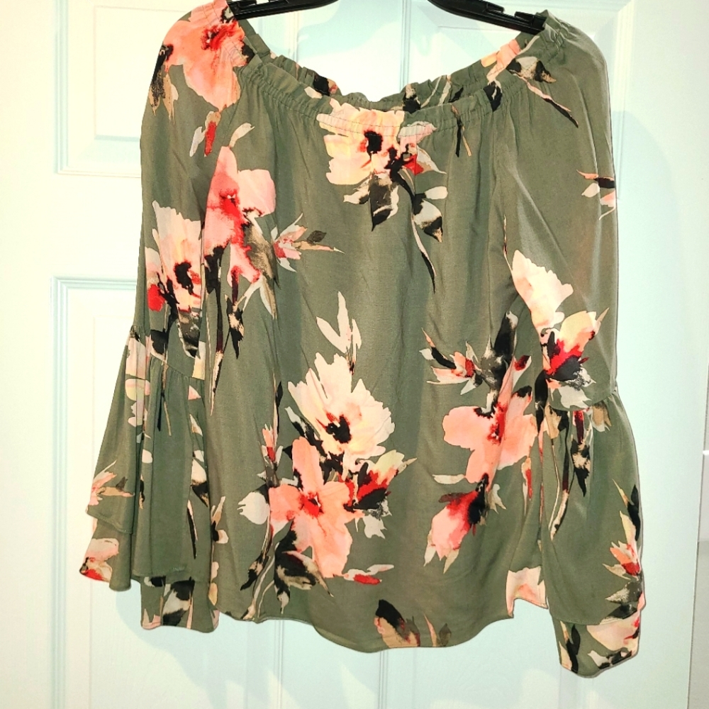 Woman's blouse